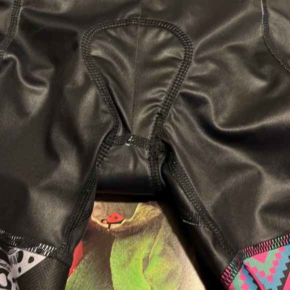 ππ²β’ ππ
π Betty Designs x BADDIE VIBESππ
π - Picture 9 of 16